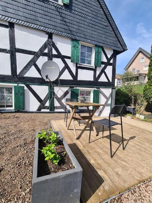Ferienwohnung Bergischer Dreiklang Windeck ภายนอก รูปภาพ